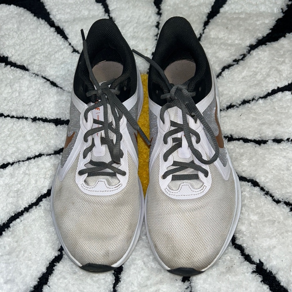Nike downshifter 11